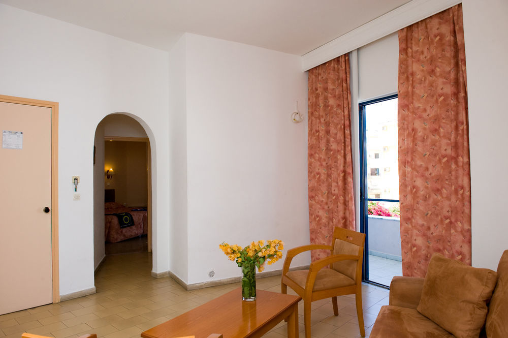Kahlua Hotel Apartments Rhodes City Eksteriør billede