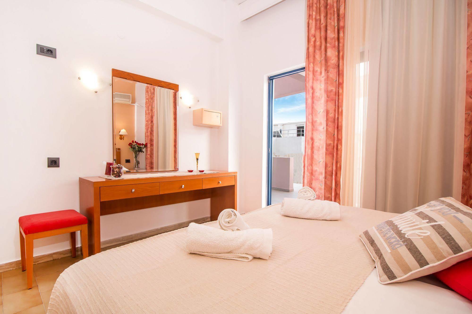 Kahlua Hotel Apartments Rhodes City Eksteriør billede